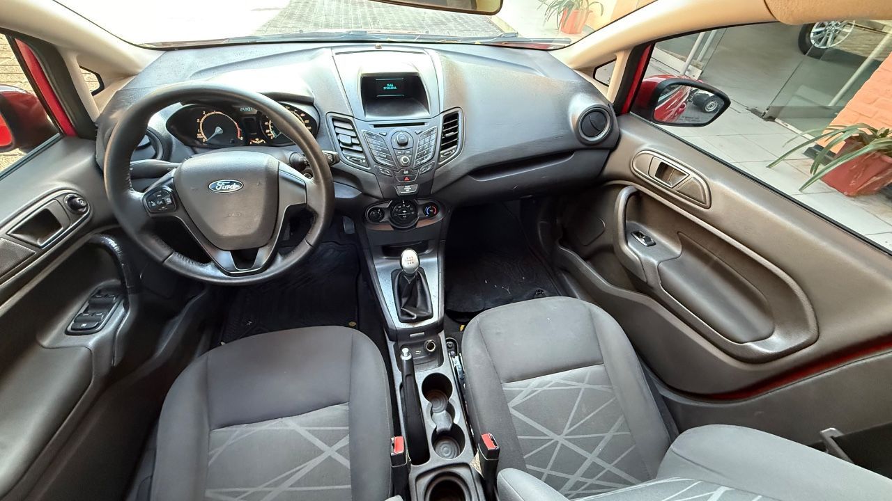 Ford Fiesta KD Usado Financiado en Mendoza, deRuedas
