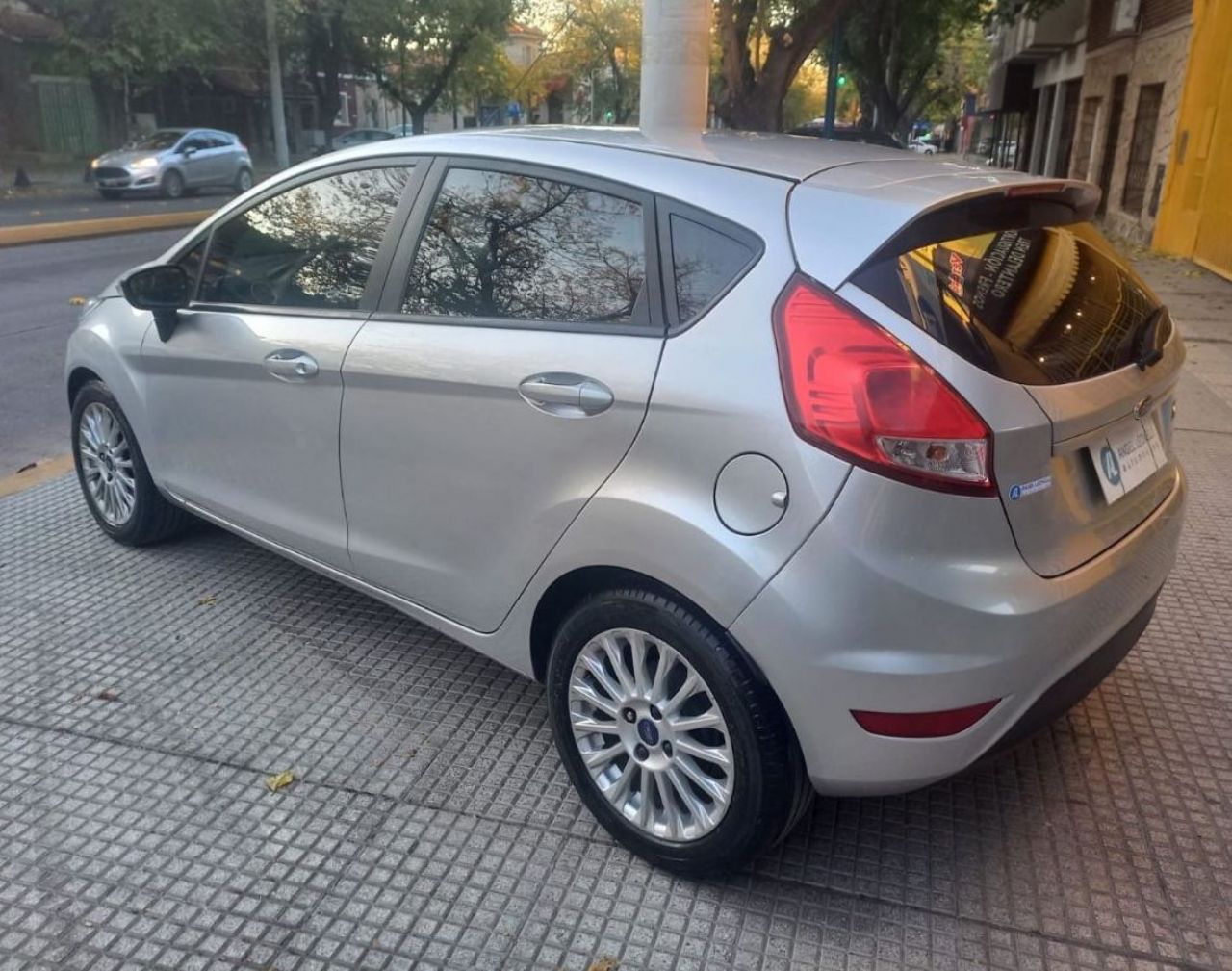 Ford Fiesta KD Usado Financiado en Mendoza, deRuedas