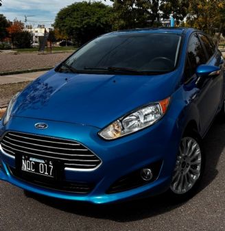 Ford Fiesta KD Usado en Mendoza