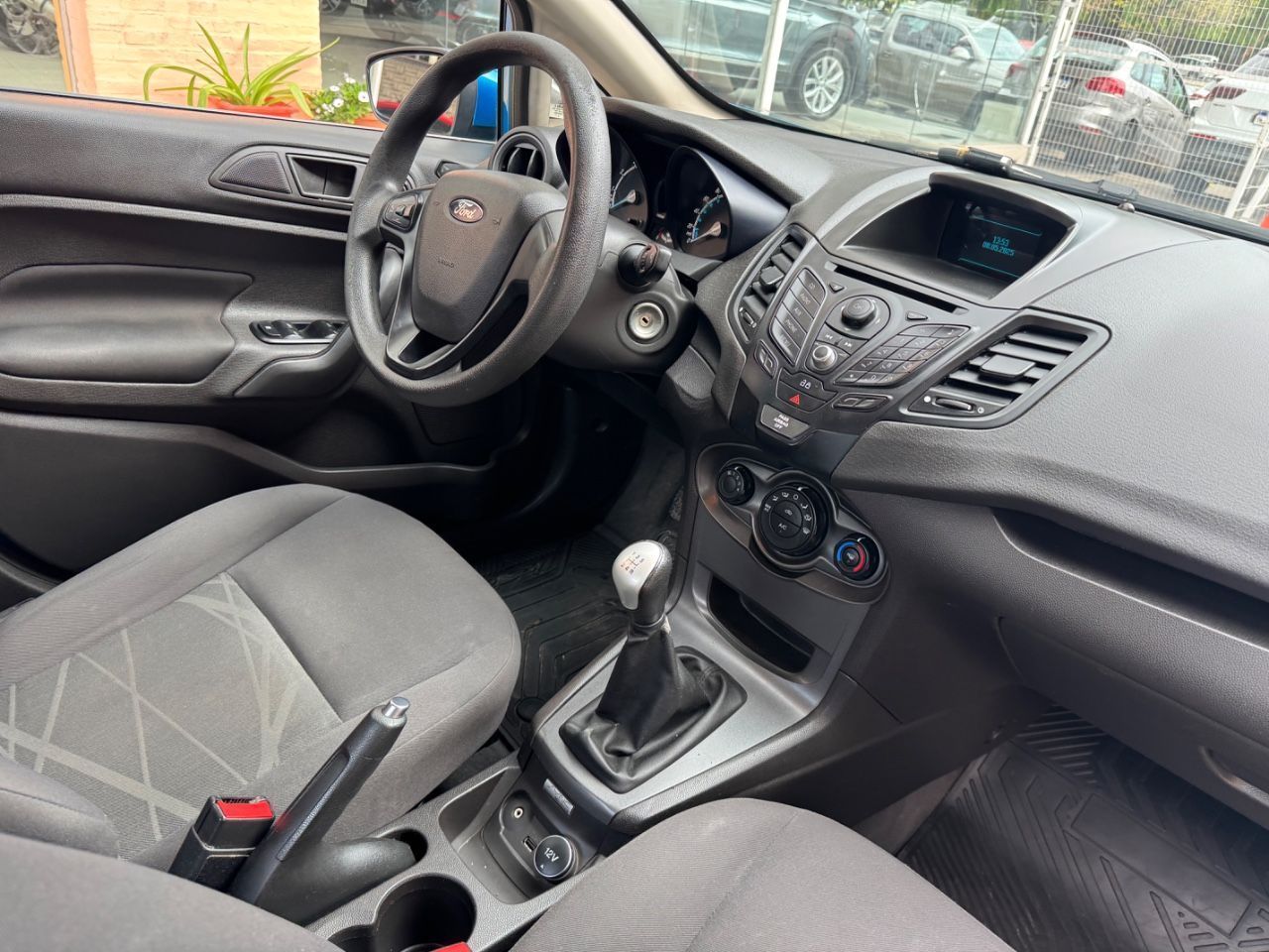 Ford Fiesta KD Usado Financiado en Mendoza, deRuedas