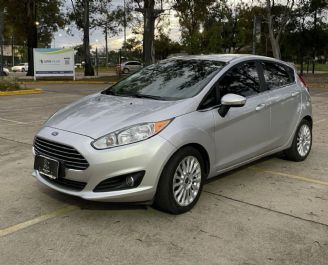 Ford Fiesta KD Usado en Córdoba Financiado