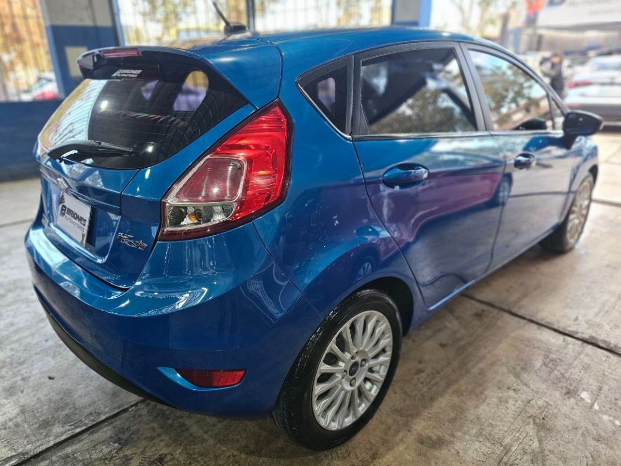 Ford Fiesta KD Usado en Mendoza, deRuedas