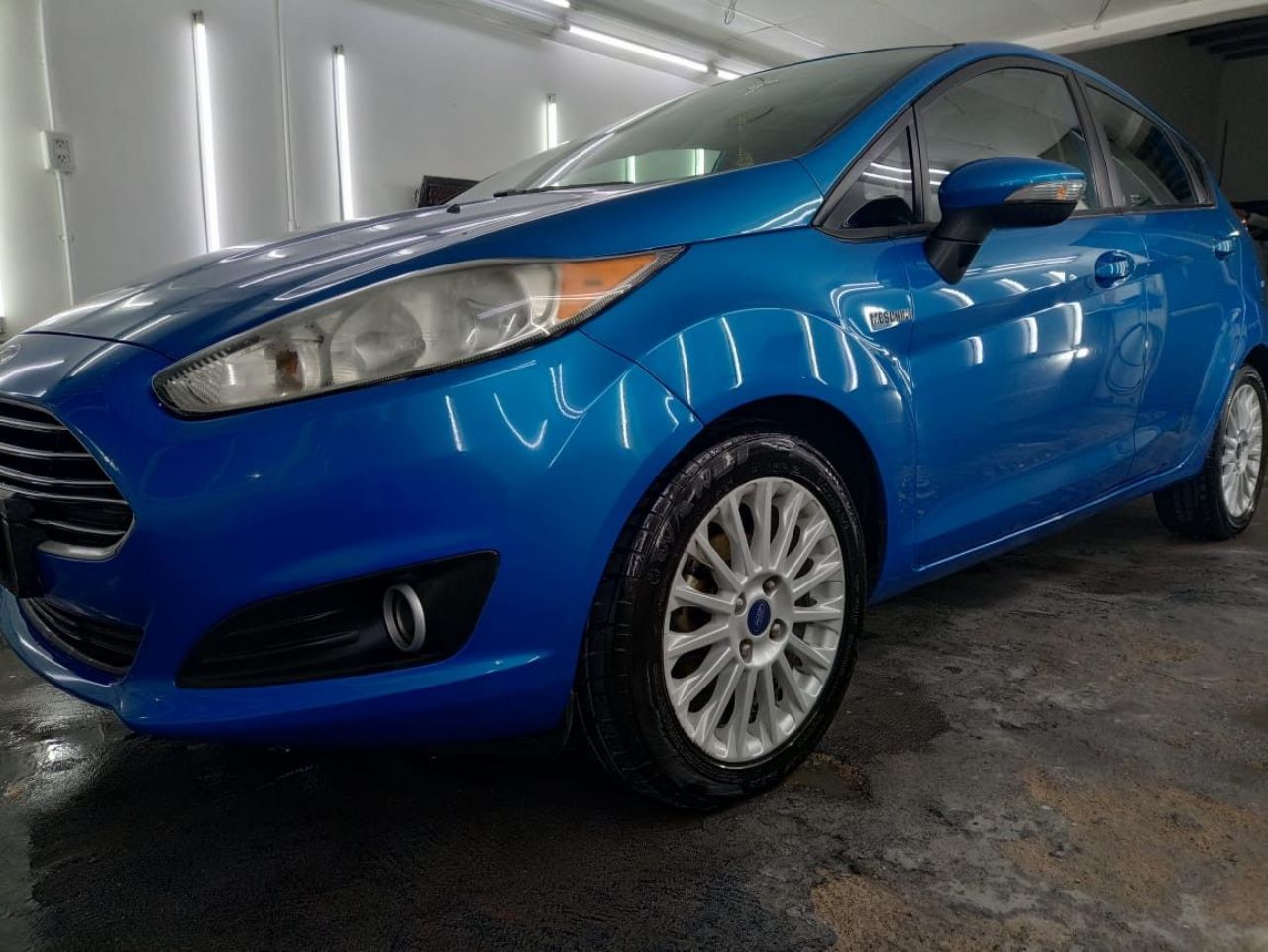 Ford Fiesta KD Usado en Mendoza, deRuedas