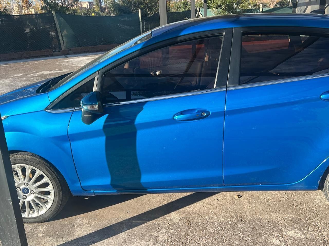 Ford Fiesta KD Usado en Mendoza, deRuedas