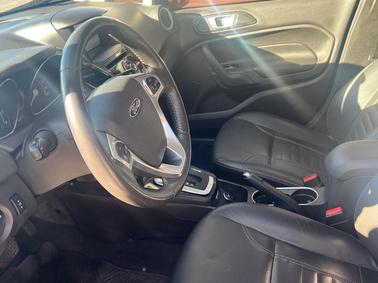 Ford Fiesta KD Usado en Mendoza, deRuedas