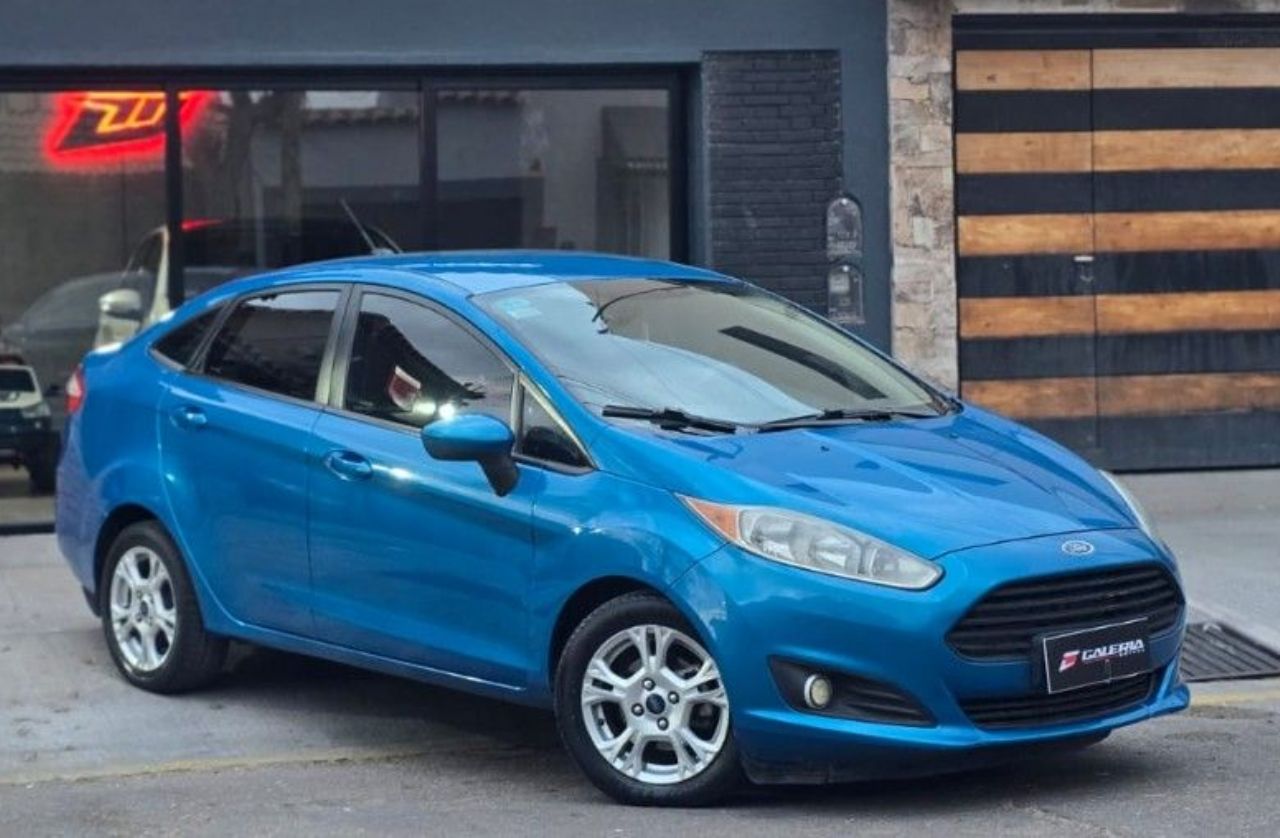 Ford Fiesta KD Usado en Mendoza, deRuedas