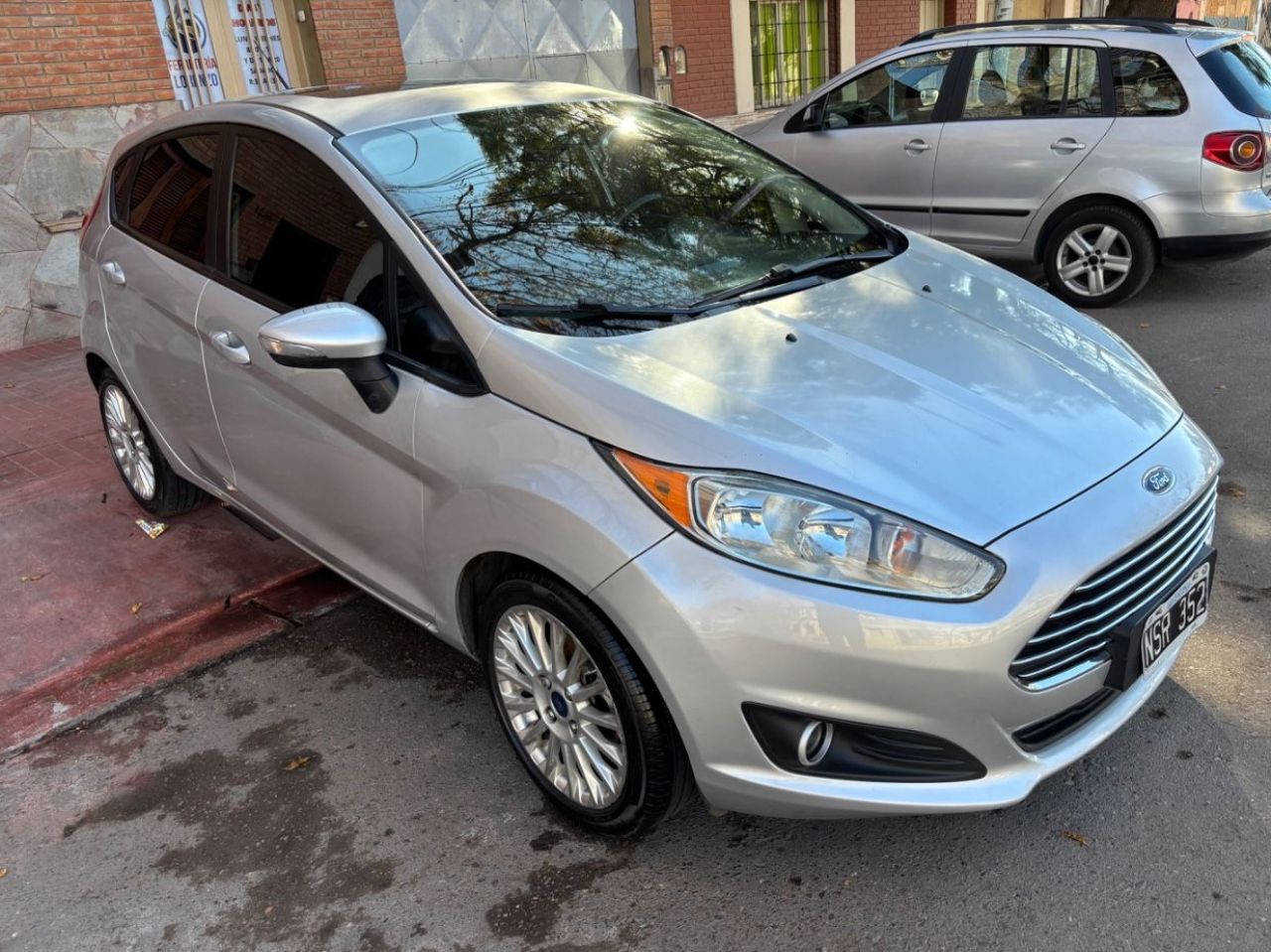 Ford Fiesta KD Usado en Mendoza, deRuedas