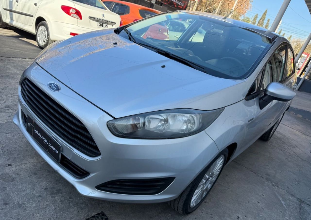 Ford Fiesta KD Usado en Mendoza, deRuedas