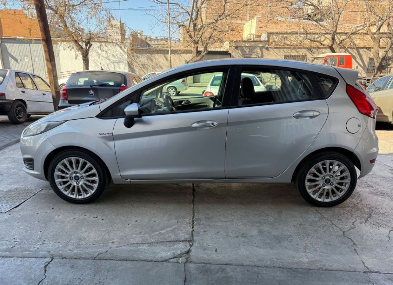 Ford Fiesta KD Usado en Mendoza, deRuedas