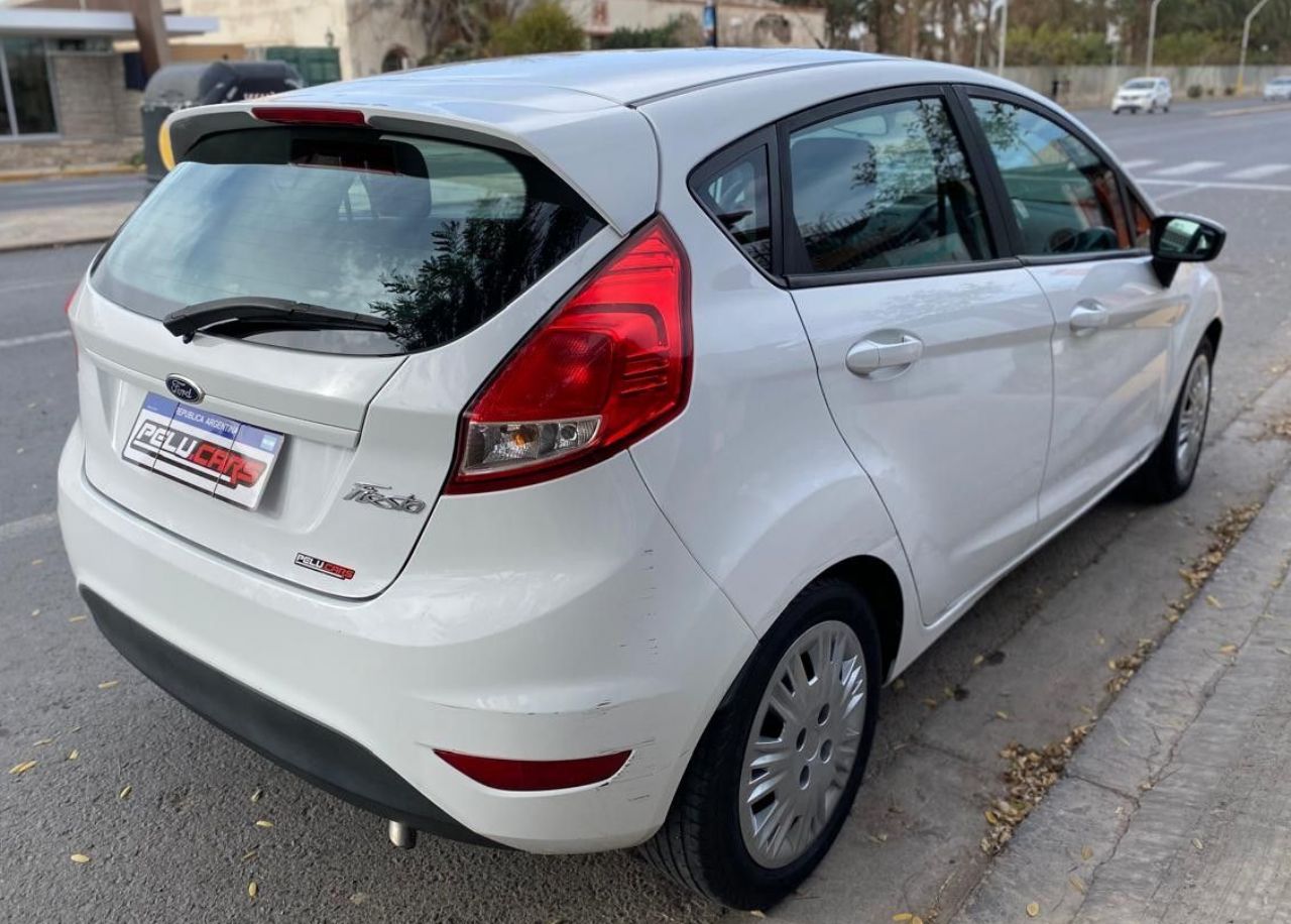 Ford Fiesta KD Usado Financiado en San Juan, deRuedas