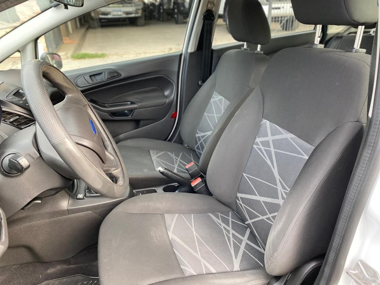 Ford Fiesta KD Usado Financiado en San Juan, deRuedas