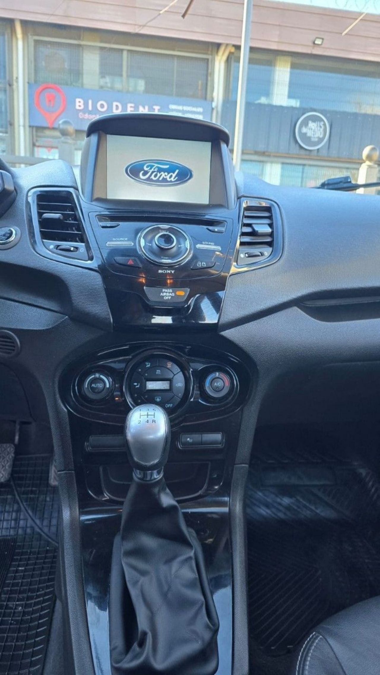 Ford Fiesta KD Usado Financiado en Mendoza, deRuedas