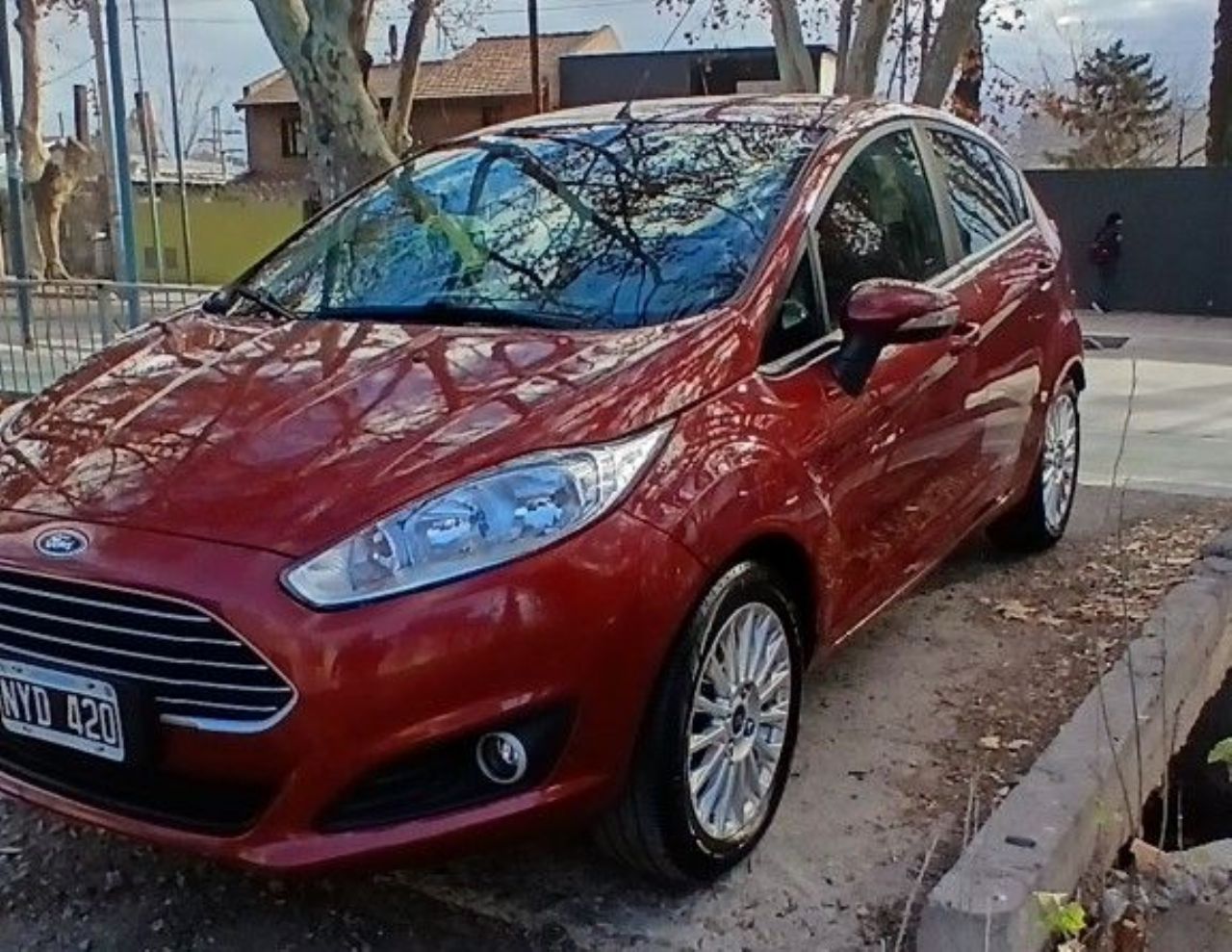 Ford Fiesta KD Usado en Mendoza, deRuedas
