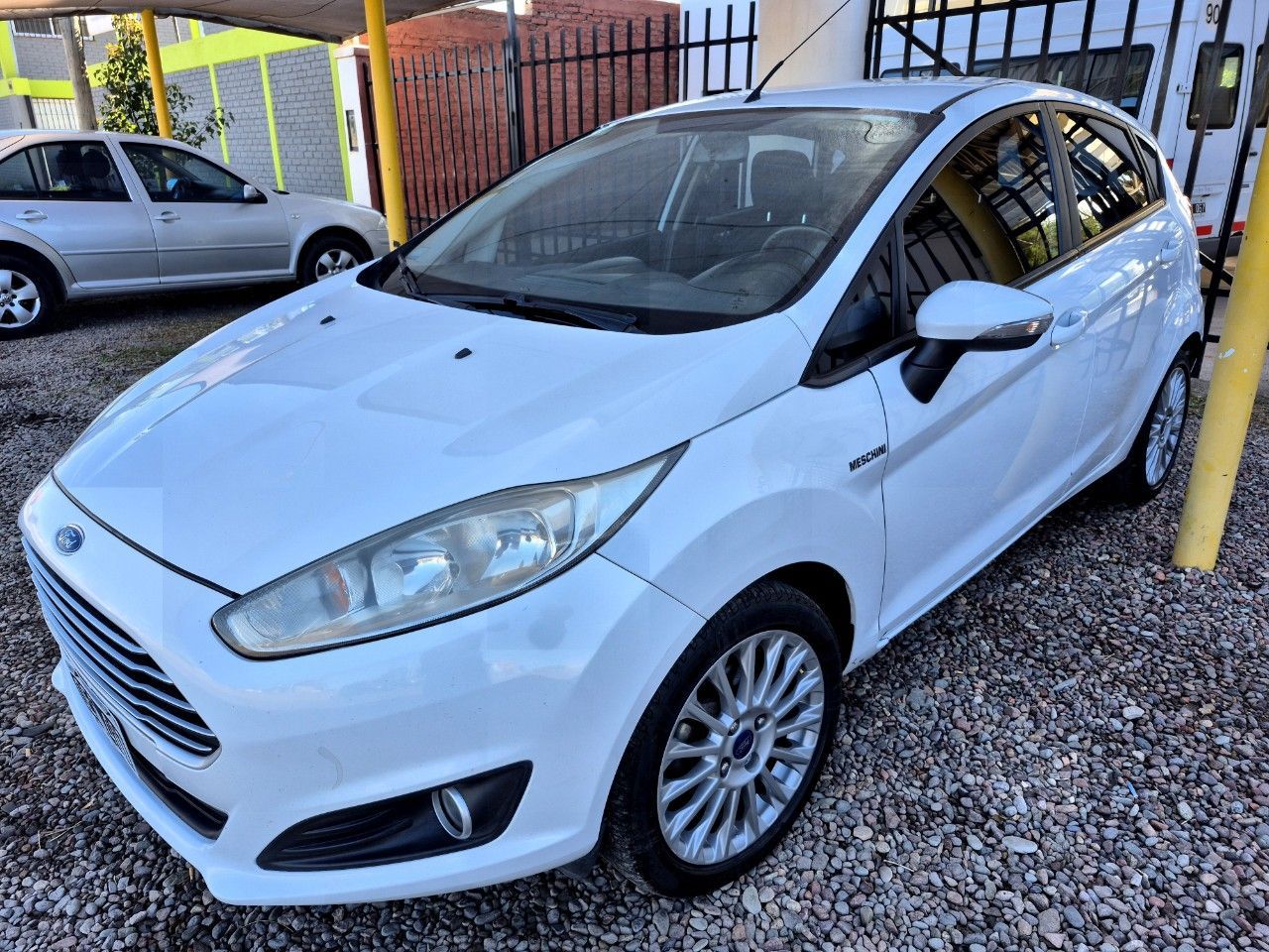 Ford Fiesta KD Usado en Mendoza, deRuedas