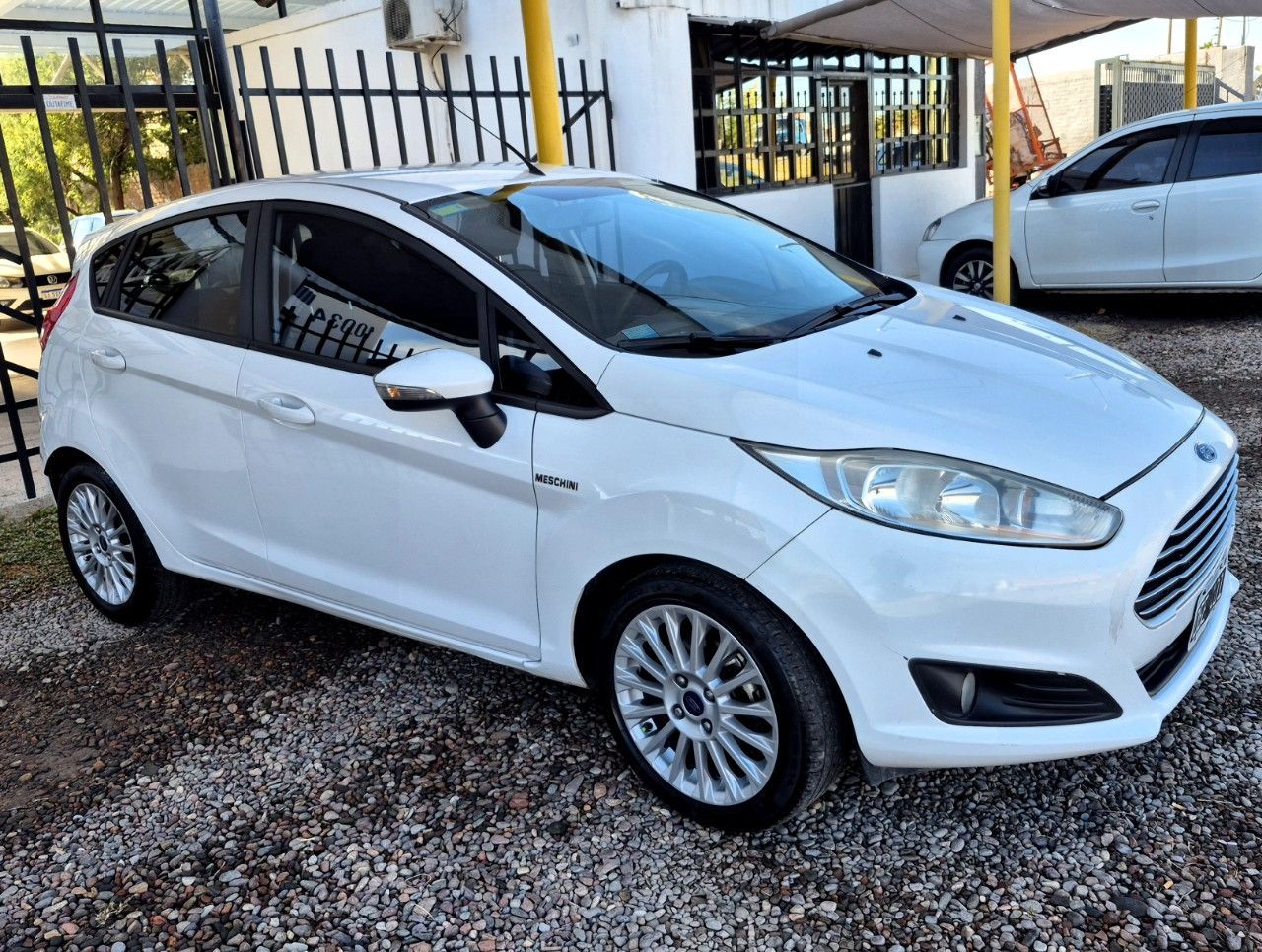 Ford Fiesta KD Usado en Mendoza, deRuedas
