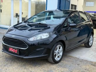 Ford Fiesta KD Usado en Córdoba Financiado