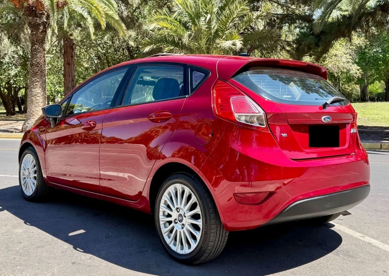 Ford Fiesta KD Usado Financiado en Mendoza, deRuedas