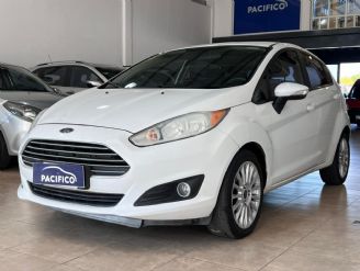 Ford Fiesta KD Usado en Córdoba Financiado