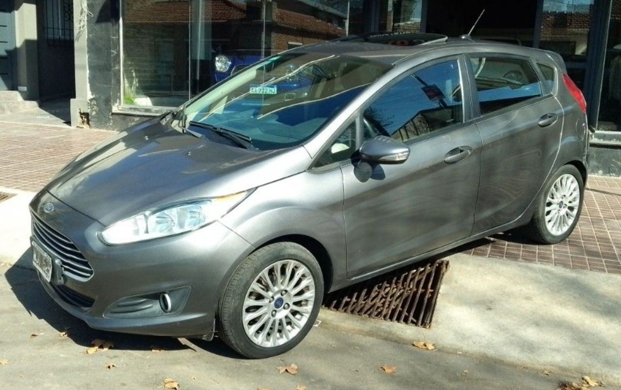 Ford Fiesta KD Usado en Mendoza, deRuedas