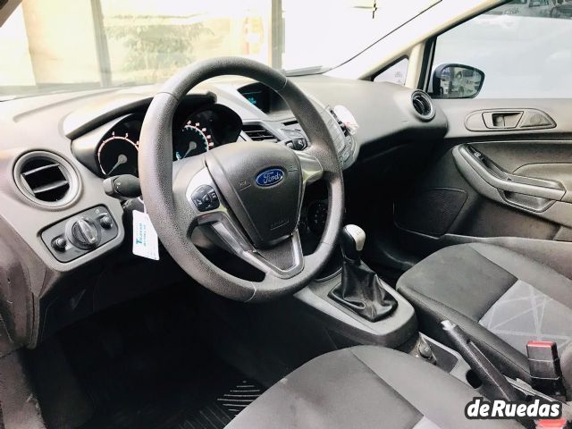 Ford Fiesta KD Usado en Mendoza, deRuedas