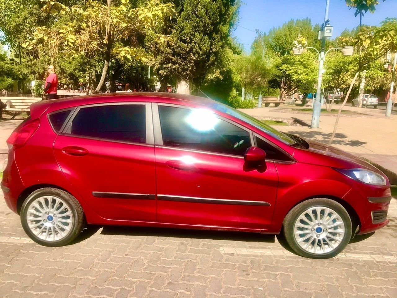 Ford Fiesta KD Usado en Mendoza, deRuedas
