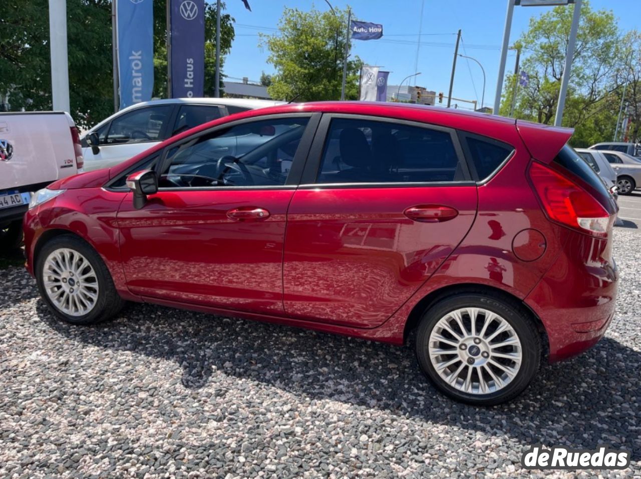 Ford Fiesta KD Usado en Córdoba, deRuedas