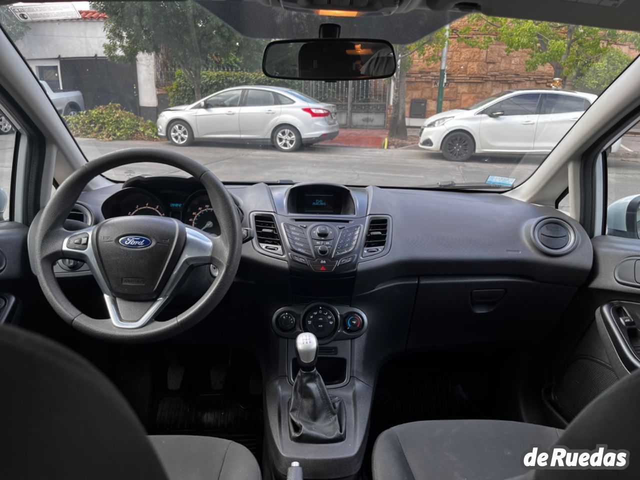 Ford Fiesta KD Usado en Mendoza, deRuedas