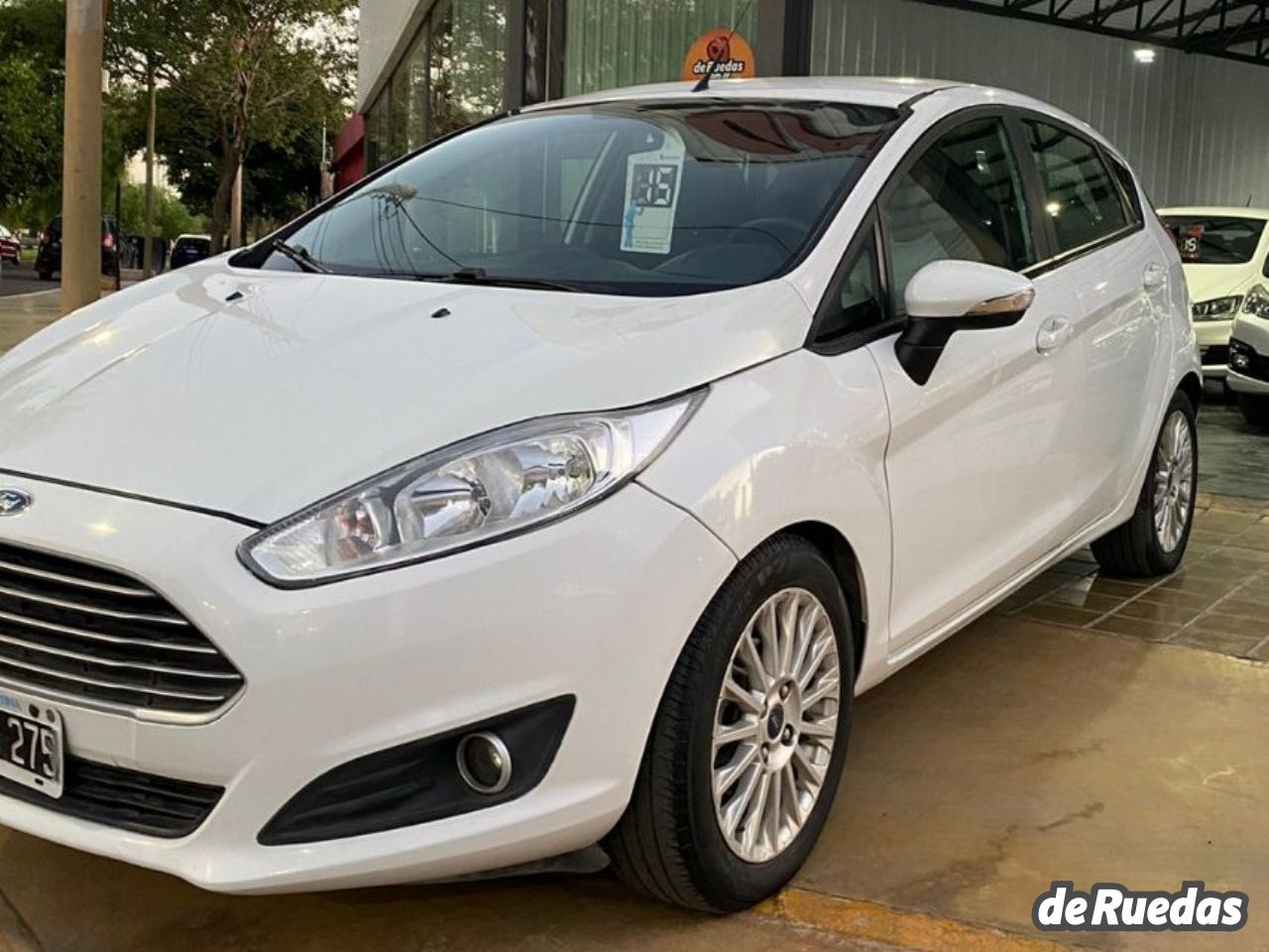 Ford Fiesta KD Usado en San Juan, deRuedas