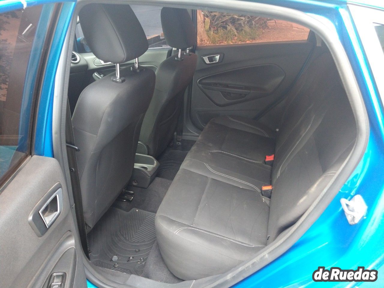 Ford Fiesta KD Usado en Mendoza, deRuedas