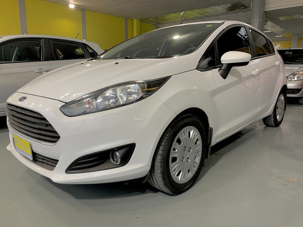 Ford Fiesta KD Usado en Córdoba, deRuedas