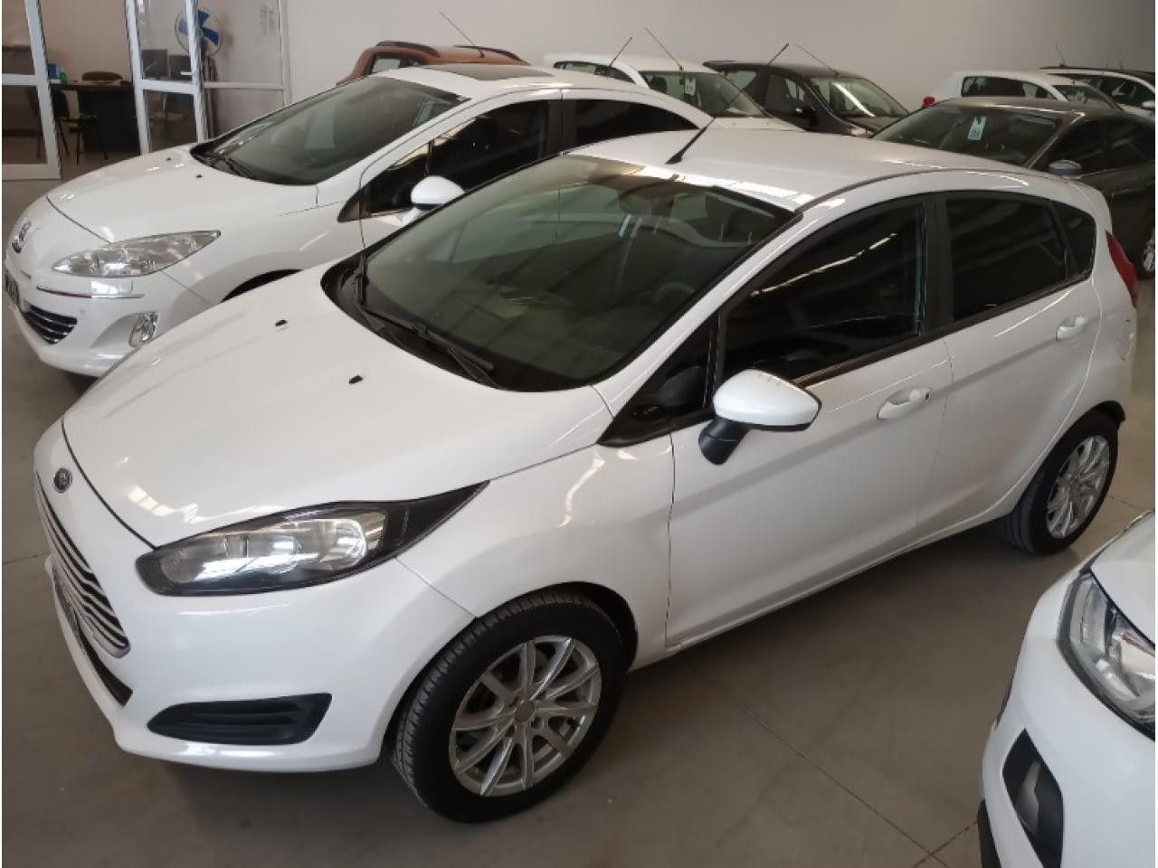 Ford Fiesta KD Usado en San Juan, deRuedas