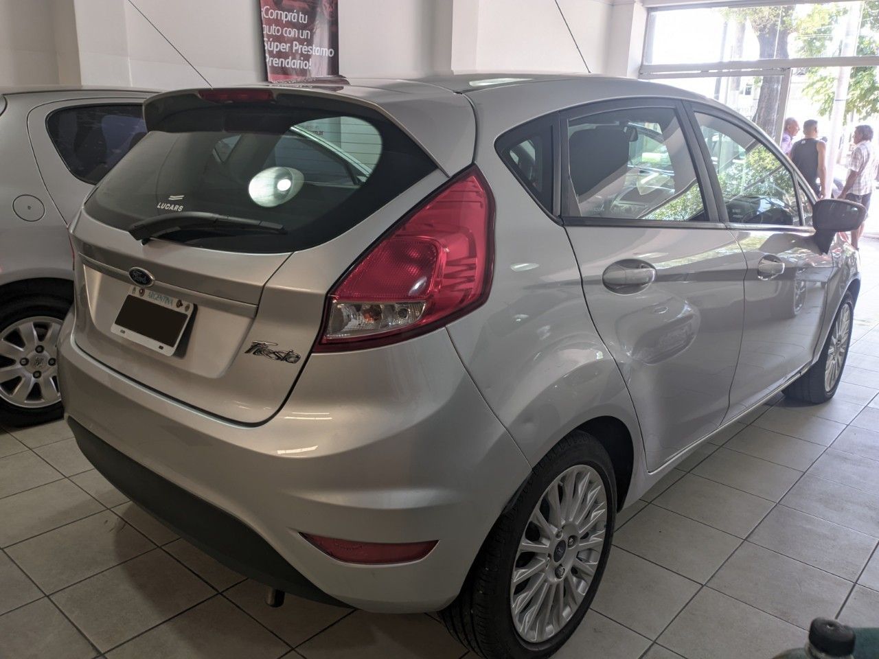 Ford Fiesta KD Usado en Mendoza, deRuedas