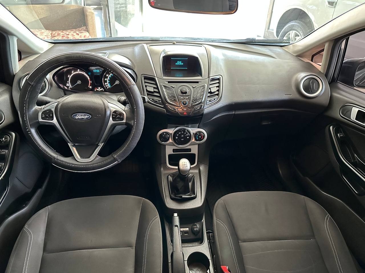 Ford Fiesta KD Usado en Mendoza, deRuedas