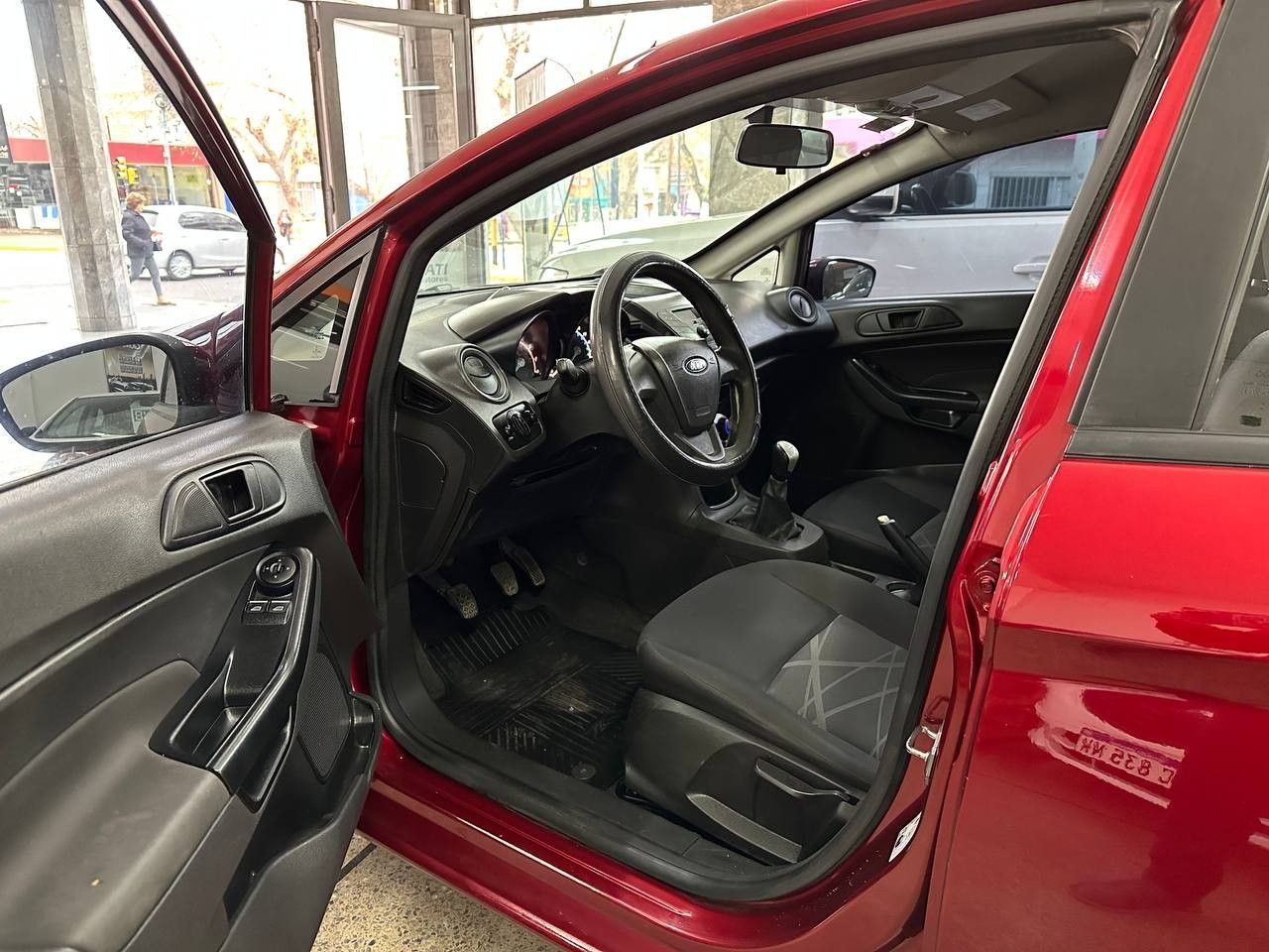 Ford Fiesta KD Usado en Mendoza, deRuedas