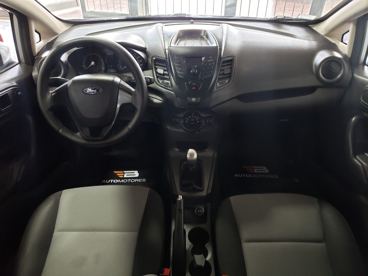Ford Fiesta KD Usado en Mendoza, deRuedas