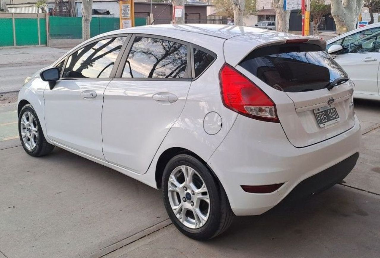 Ford Fiesta KD Usado en Mendoza, deRuedas