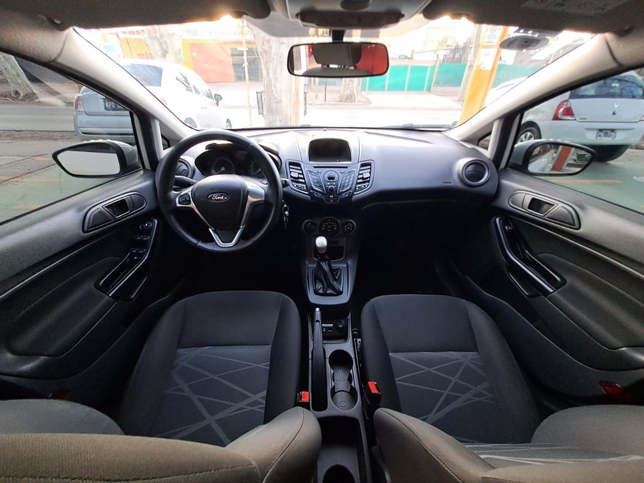 Ford Fiesta KD Usado en Mendoza, deRuedas