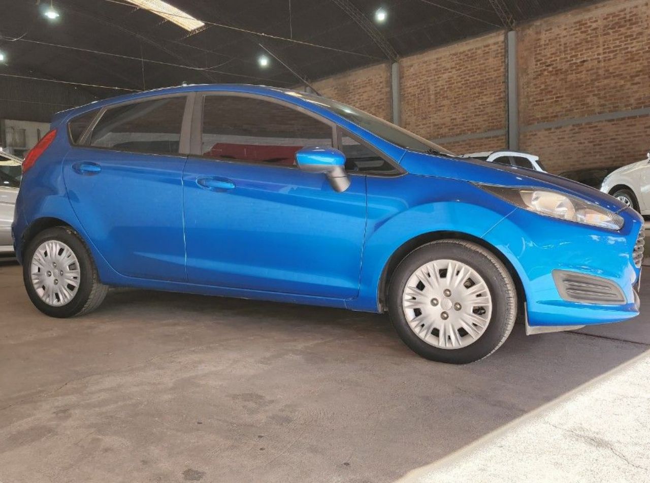 Ford Fiesta KD Usado en Mendoza, deRuedas