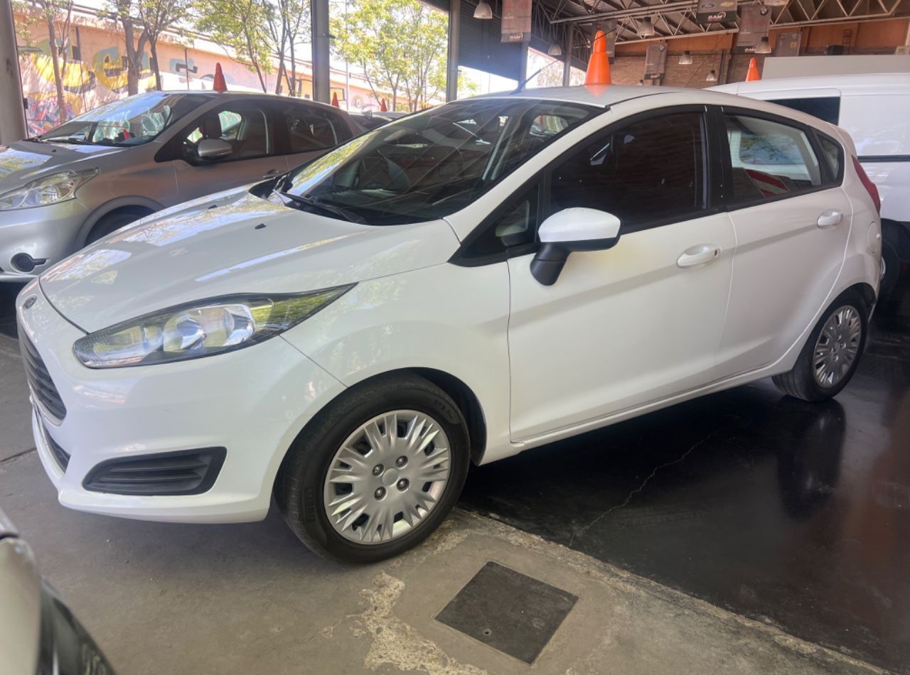 Ford Fiesta KD Usado Financiado en Mendoza, deRuedas