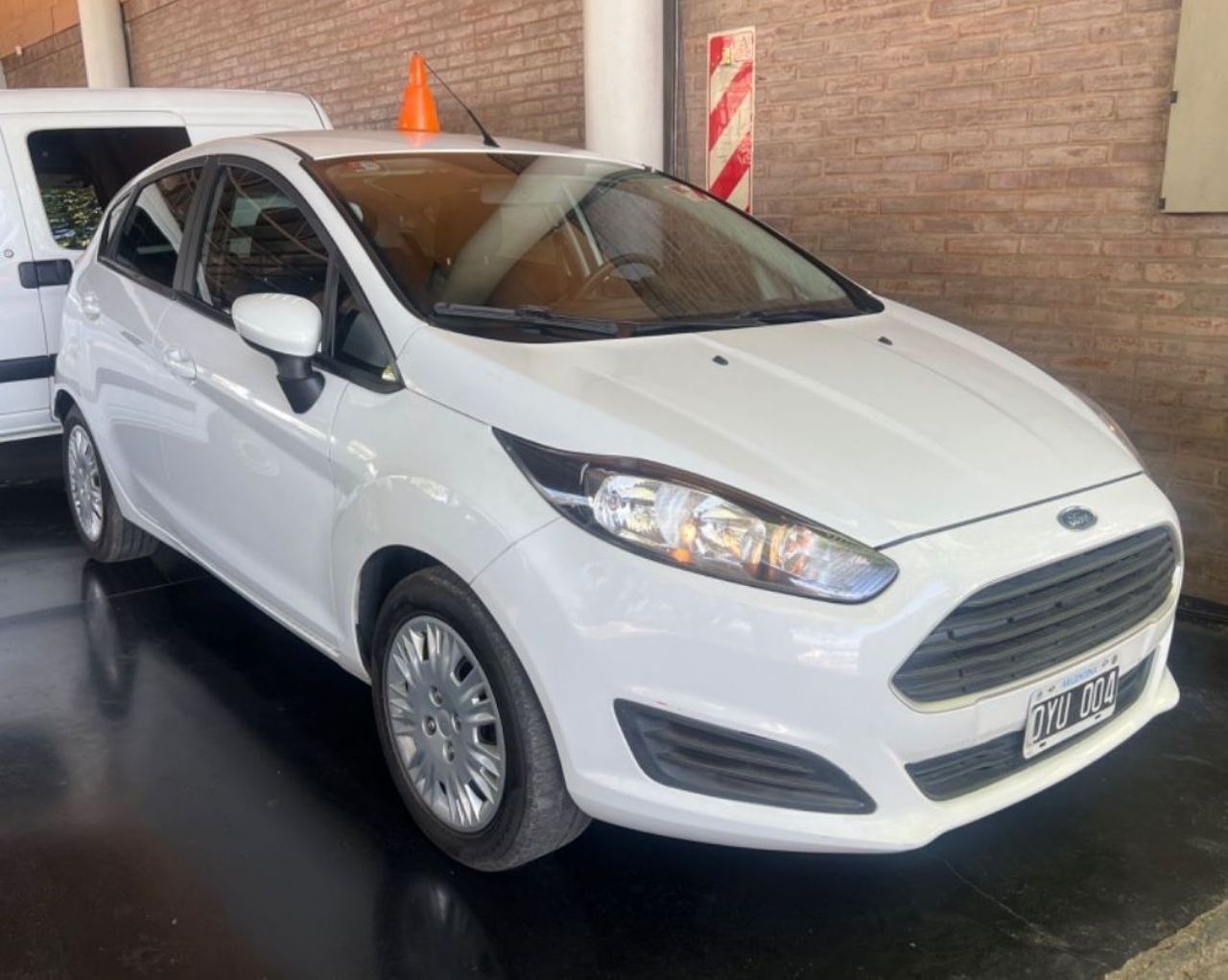 Ford Fiesta KD Usado Financiado en Mendoza, deRuedas