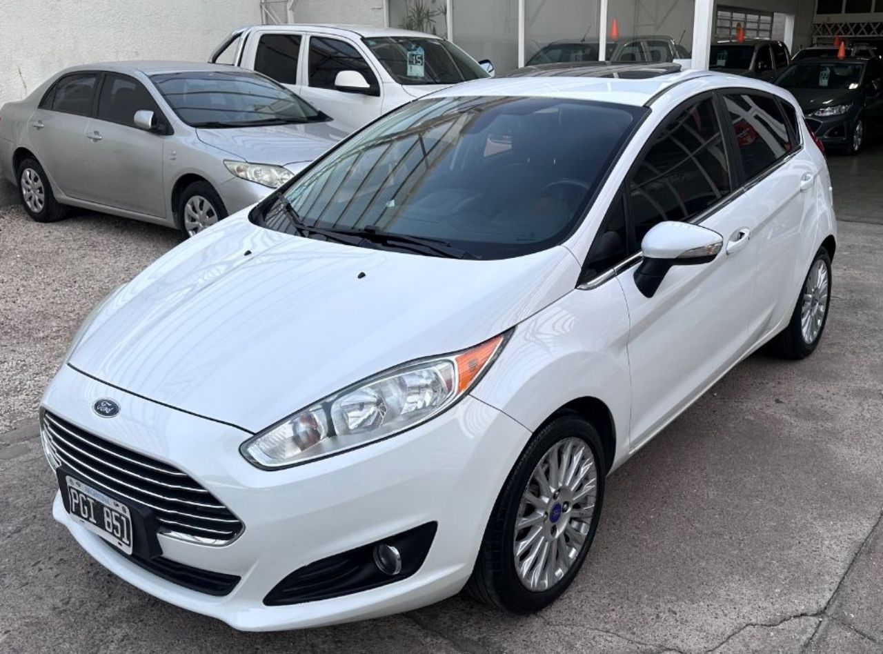 Ford Fiesta KD Usado en San Luis, deRuedas