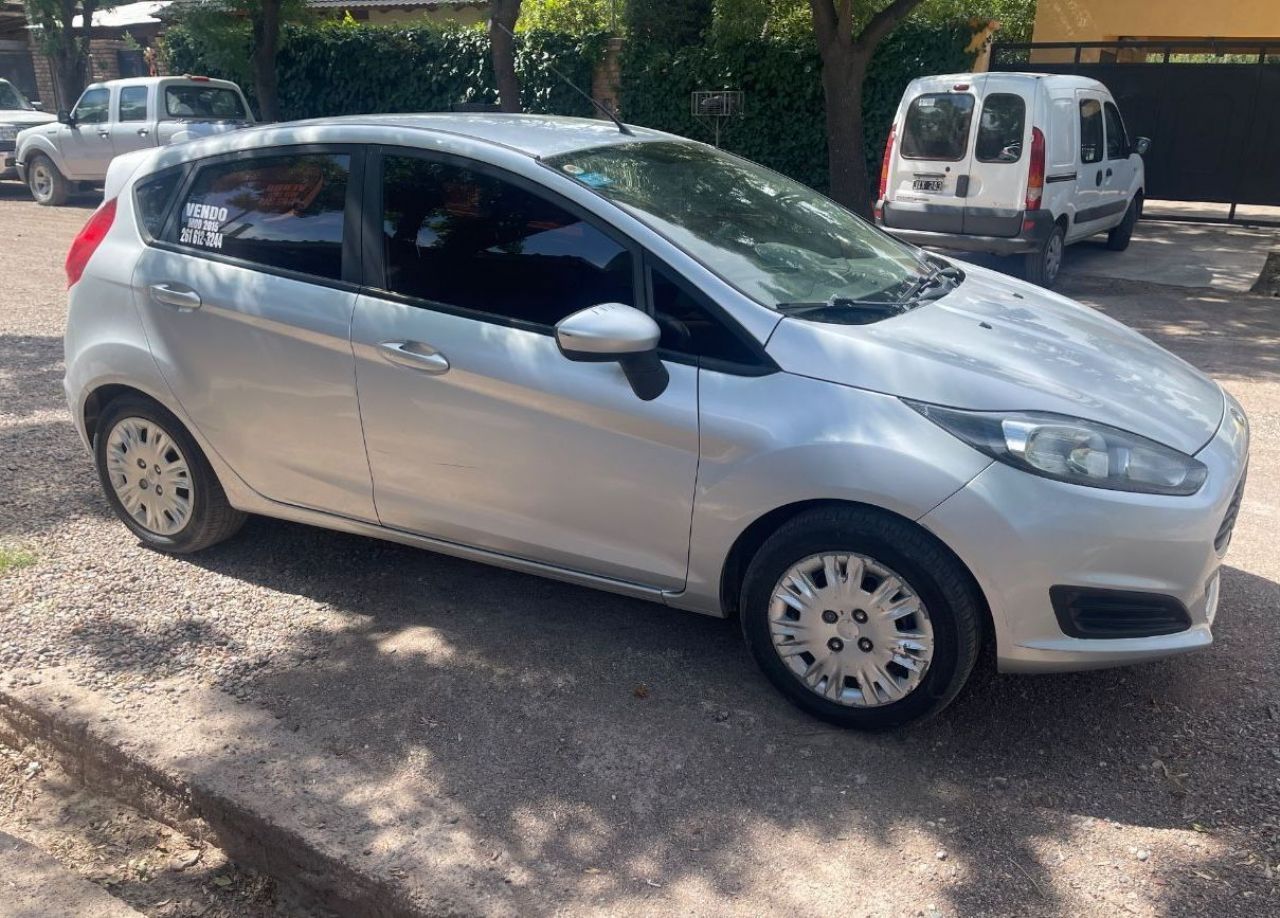 Ford Fiesta KD Usado en Mendoza, deRuedas