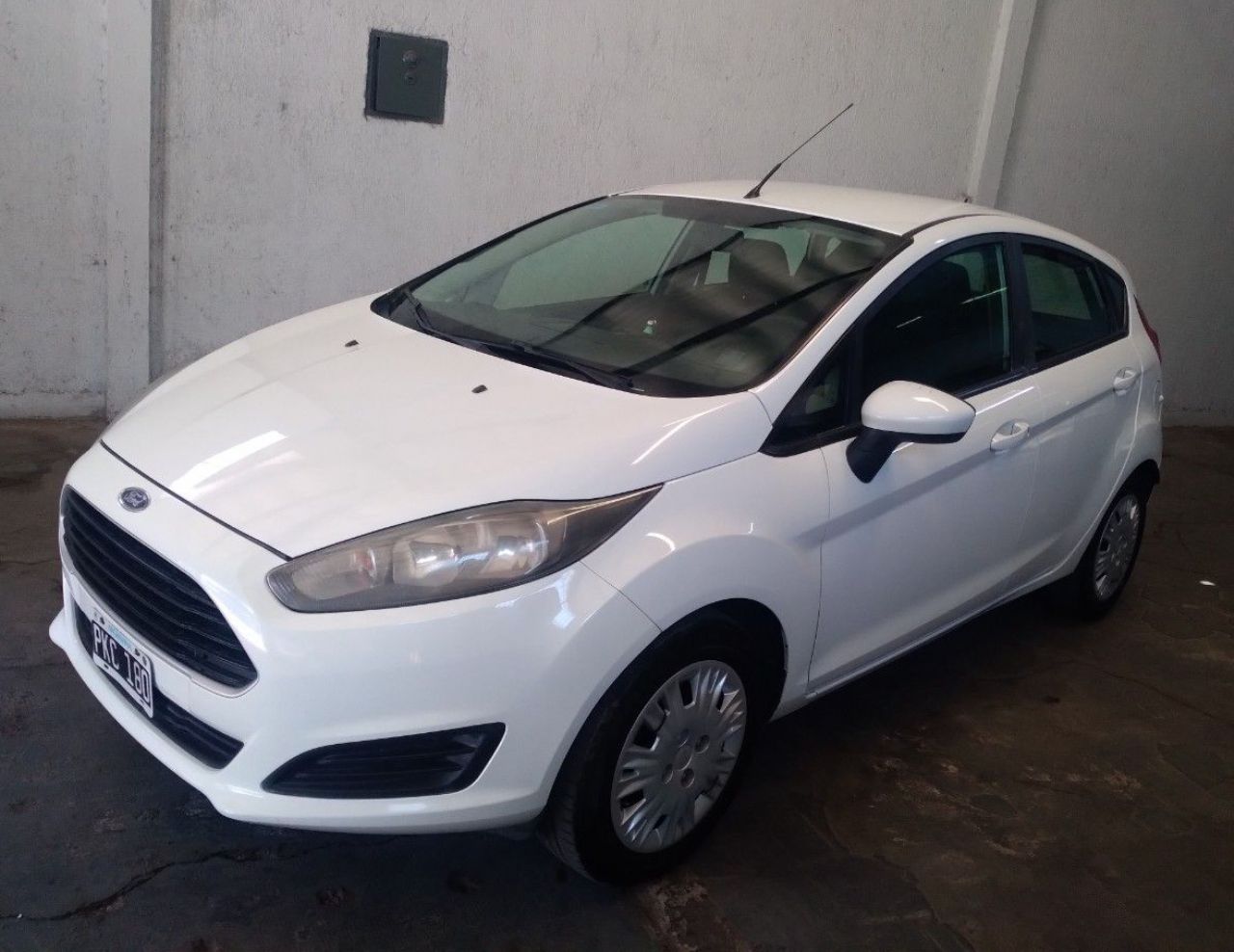 Ford Fiesta KD Usado Financiado en Mendoza, deRuedas
