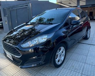 Ford Fiesta KD Usado en Córdoba Financiado