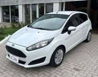 Ford Fiesta KD Usado en Córdoba Financiado