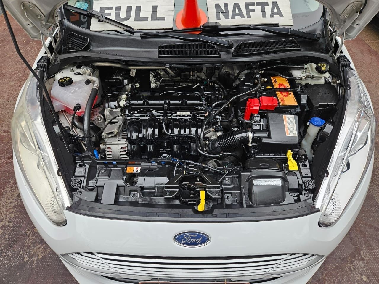Ford Fiesta KD Usado en Mendoza, deRuedas