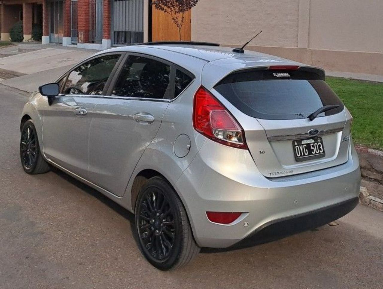 Ford Fiesta KD Usado en Mendoza, deRuedas