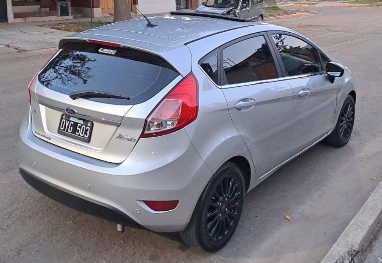 Ford Fiesta KD Usado en Mendoza, deRuedas