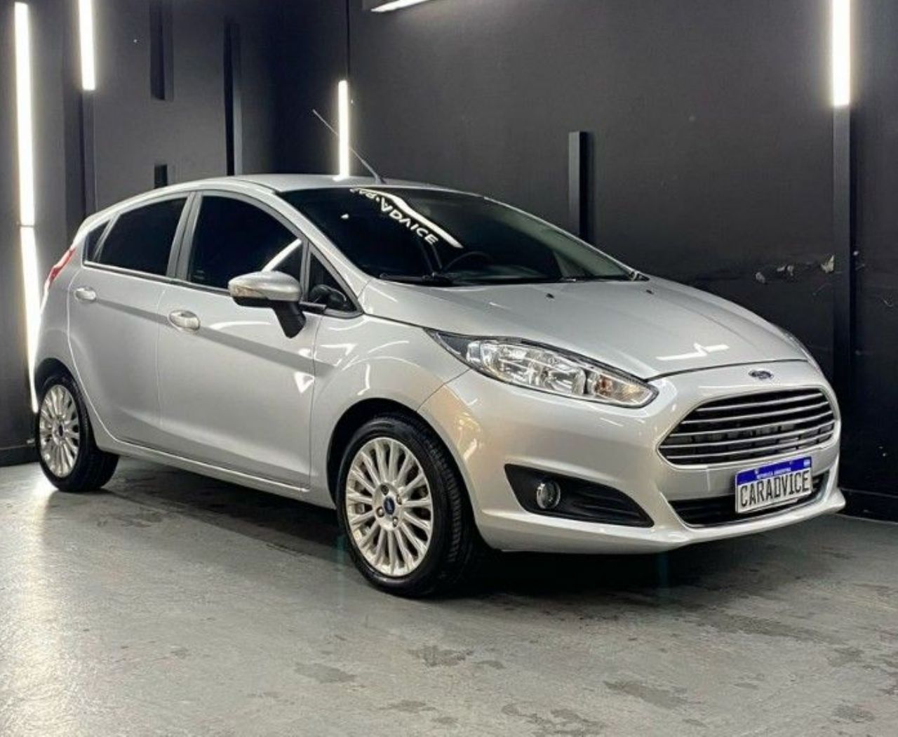 Ford Fiesta KD Usado en Córdoba, deRuedas