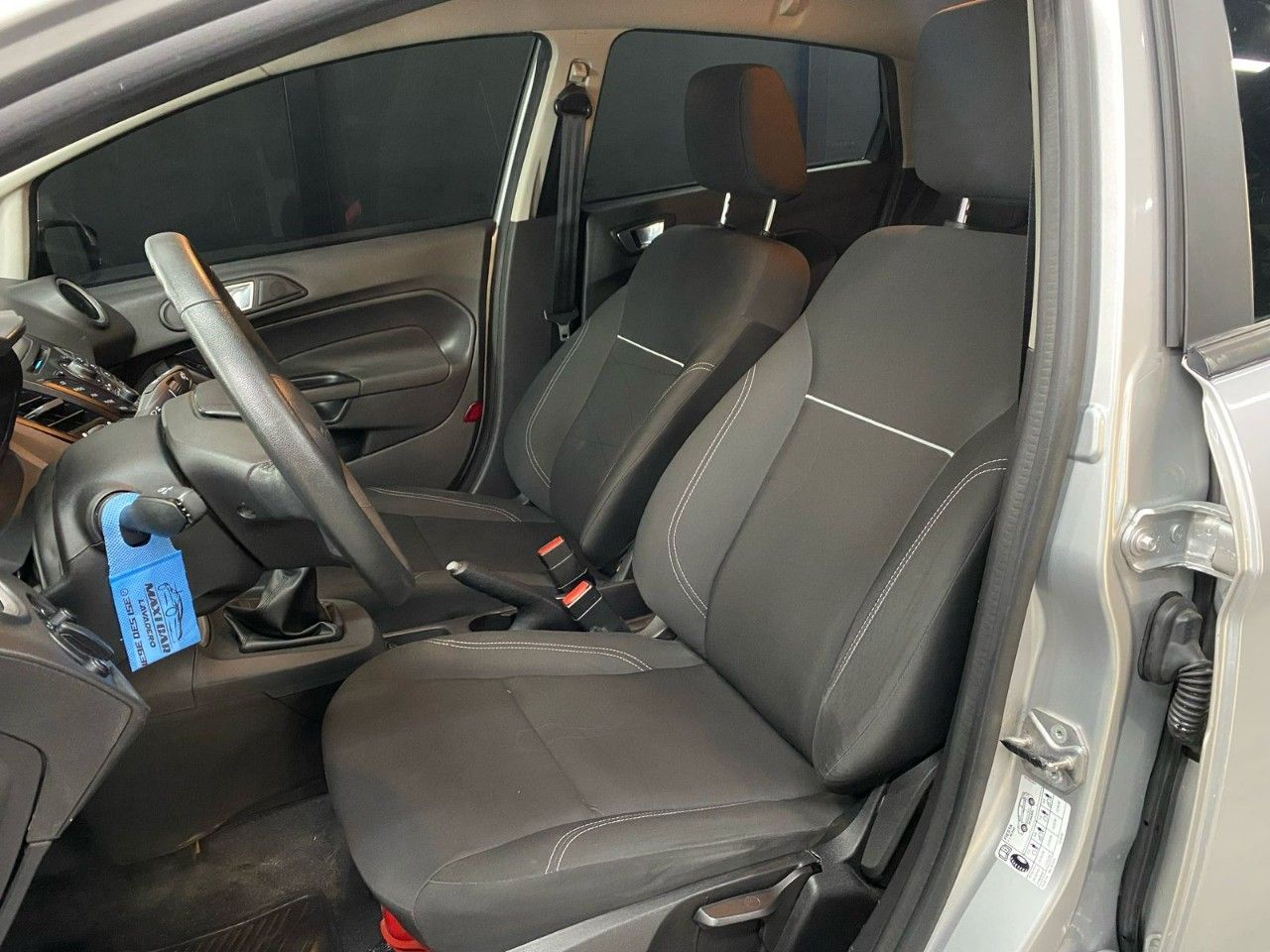 Ford Fiesta KD Usado en Córdoba, deRuedas